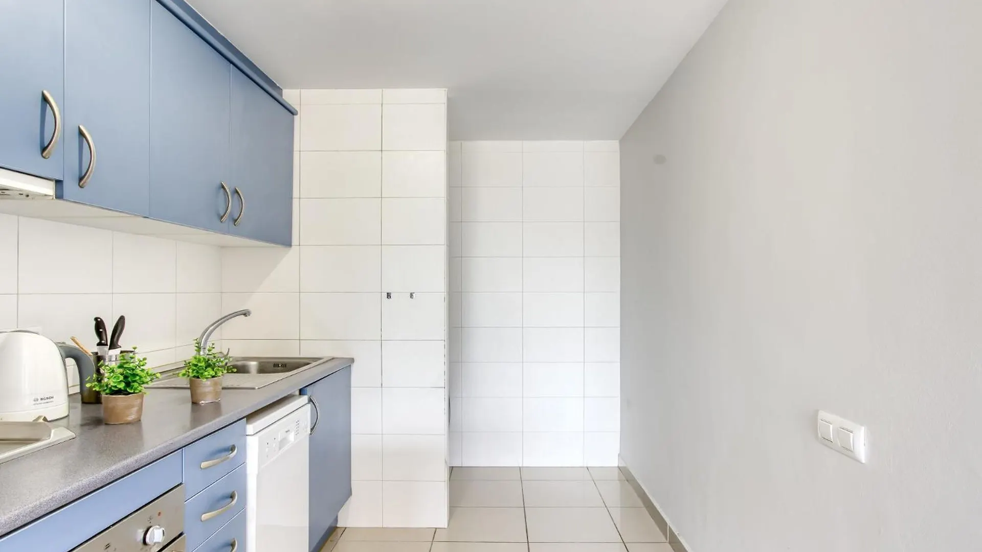 Apartment Puigmal By Interhome Empuriabrava 0*,  Spanje